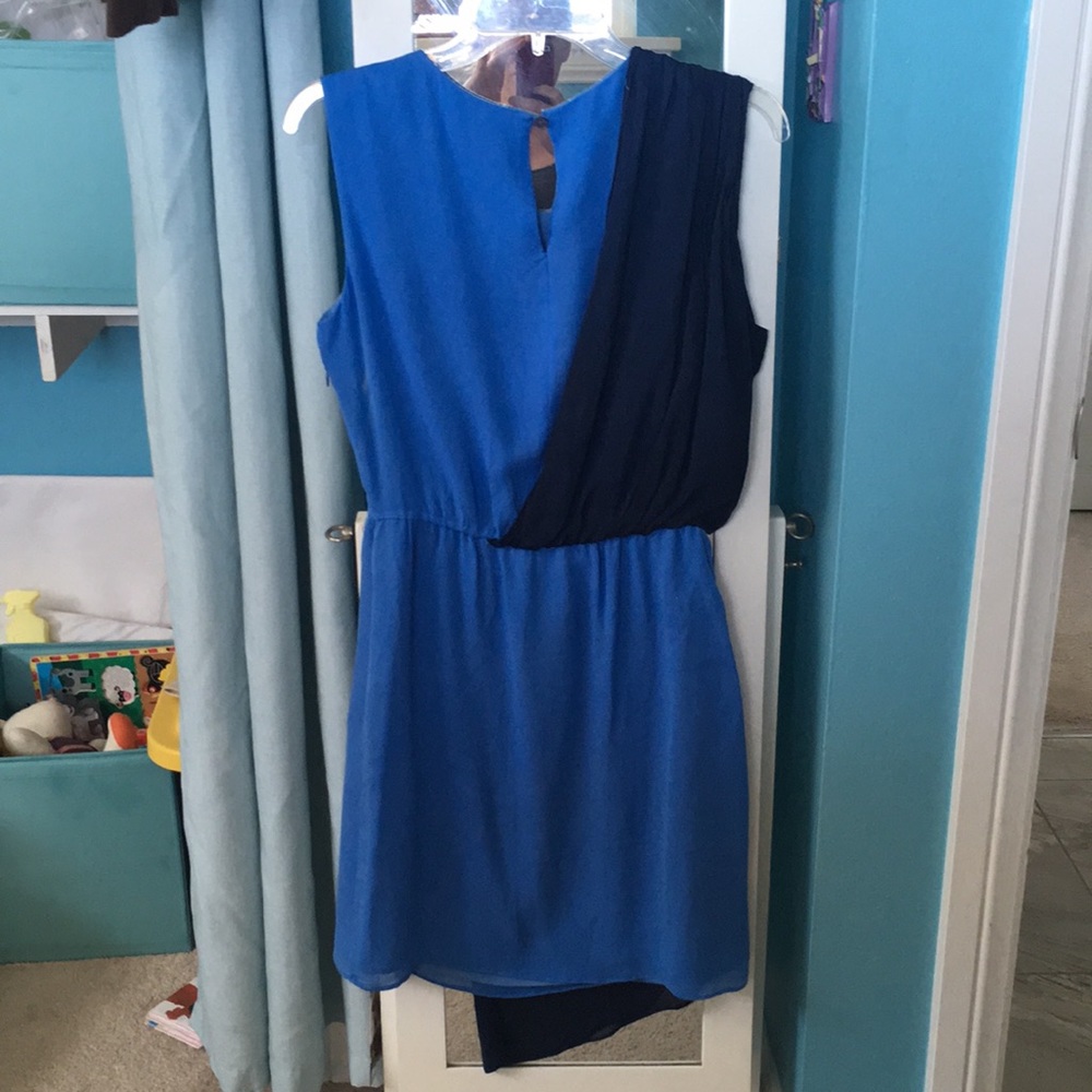 Elizabeth and James Blue & Navy Dress - Picture 5 of 5